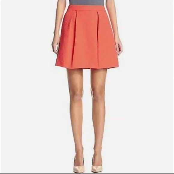 Pink Trina Turk Textured Pleated Circle Skater Skirt with Zipper 0 small spring - Picture 1 of 6